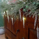 Vianočné dekoratívne osvetlenie - cencúle - 20x LED, 3m, 3xAA batérie - studená biela